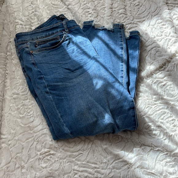 Judy Blue jeans barely worn!! ***great condition*** - Picture 6 of 8